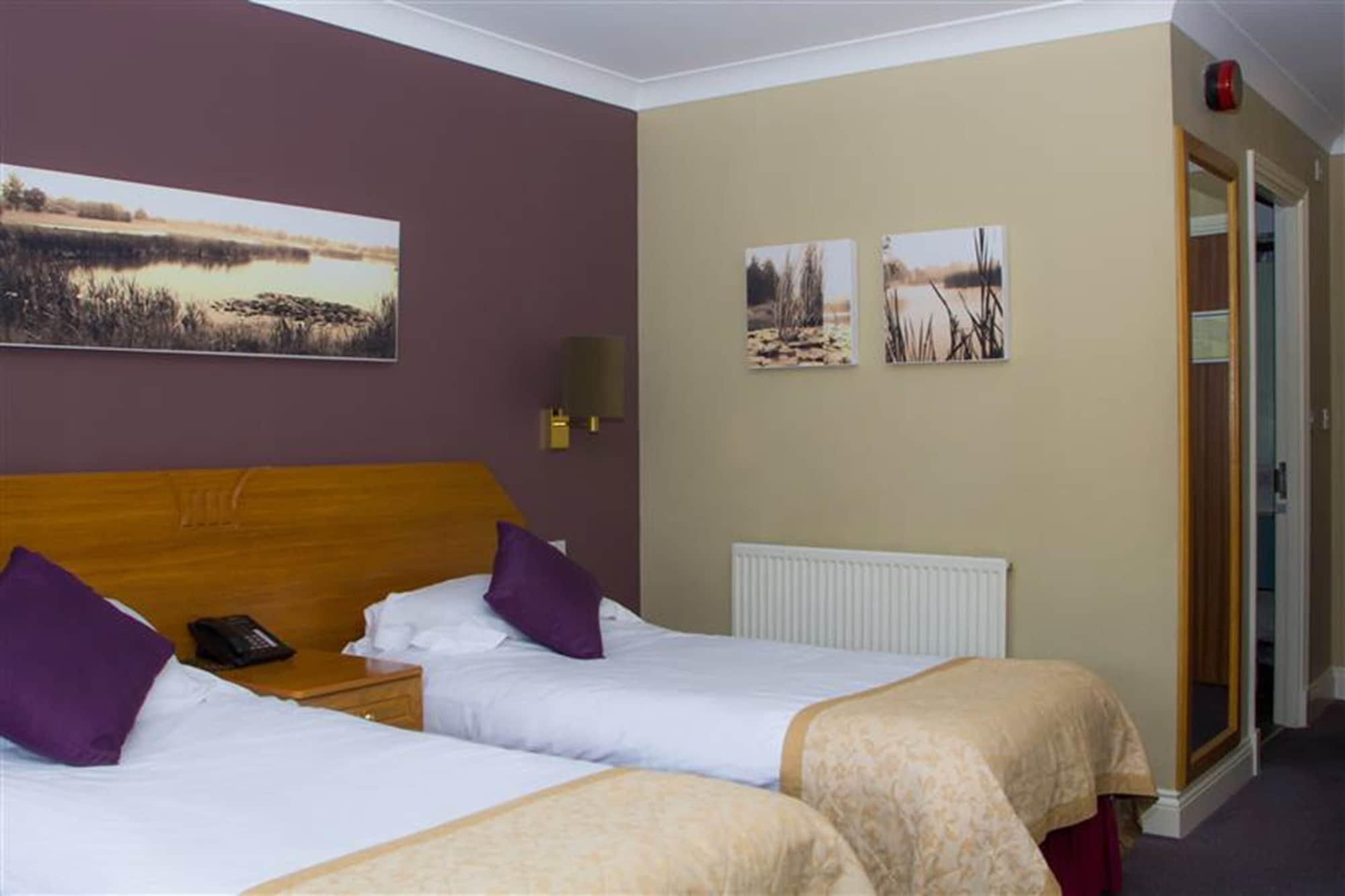 The Essex Golf & Country Club Hotel コッゲスホール エクステリア 写真