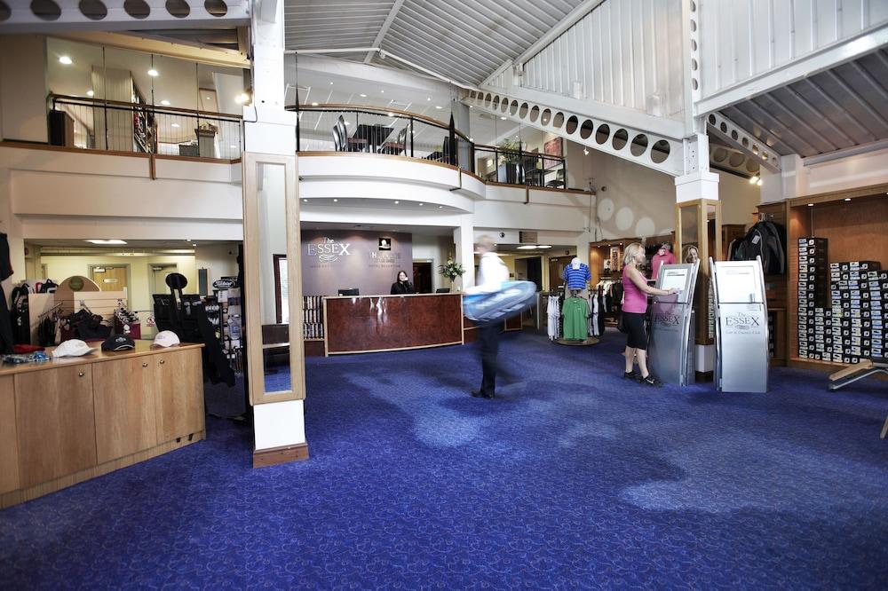 The Essex Golf & Country Club Hotel コッゲスホール エクステリア 写真