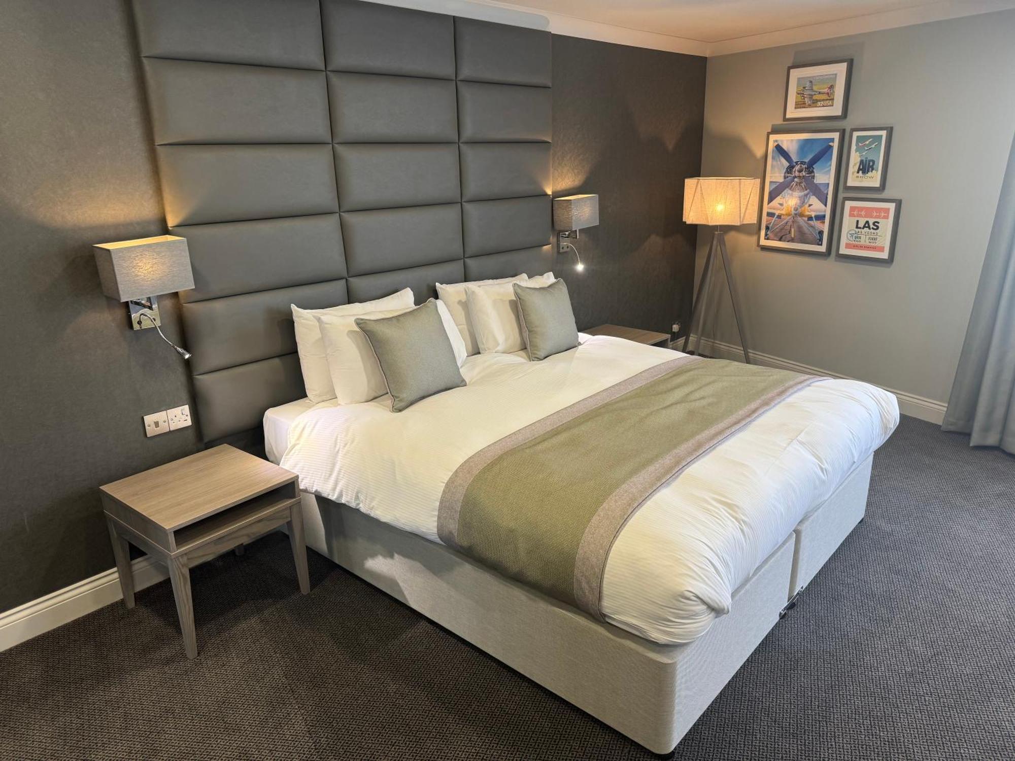 The Essex Golf & Country Club Hotel コッゲスホール エクステリア 写真
