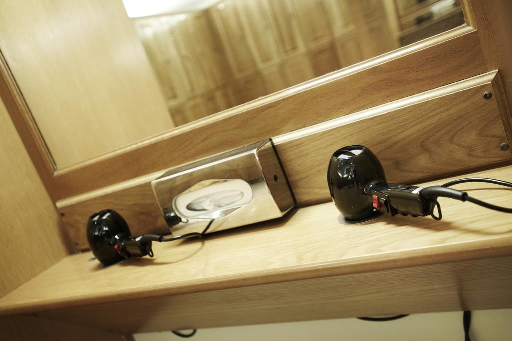 The Essex Golf & Country Club Hotel コッゲスホール エクステリア 写真